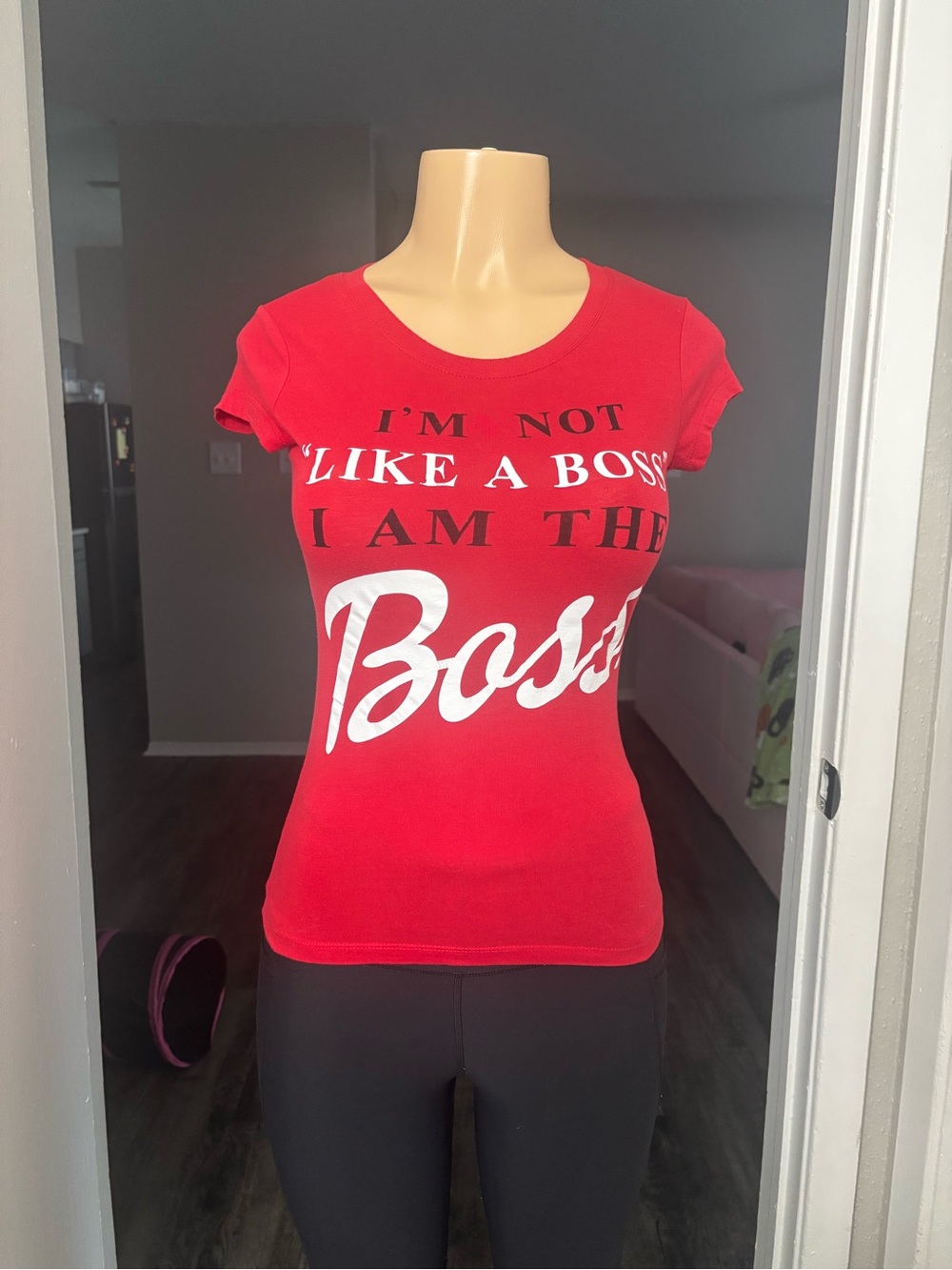 Wound Up Red 'I’m The Boss' Graphic Tee - Women's Short Sleeve- Size Small